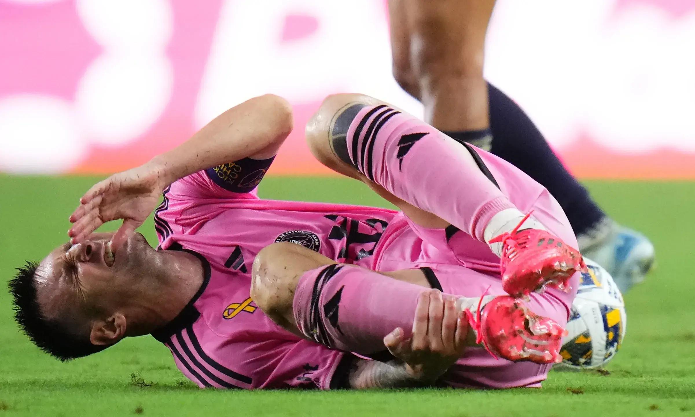 九游娱乐官网-包含罗马发布备战花絮；冲刺阶段篮板制胜；欧冠任务艰巨；身体对抗强度拉满的词条