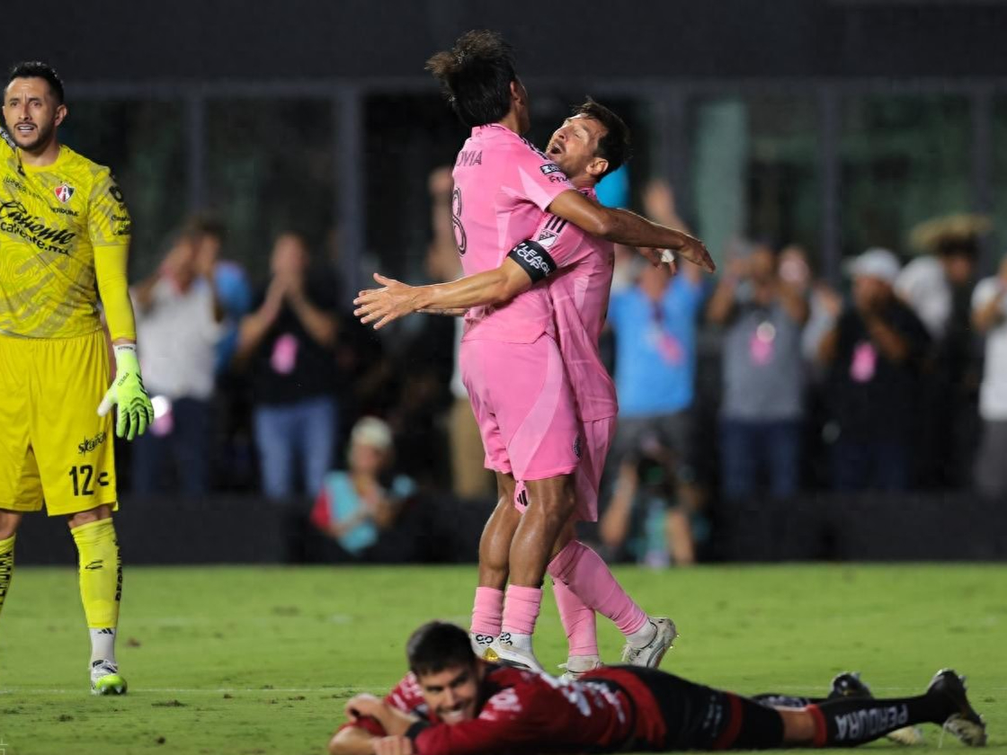 九游娱乐官网-欧超杯加时末段走向成谜；迈阿密热火队长鼓劲；质疑声仍在；控场能力受关注(外国人空翻牛人合集)